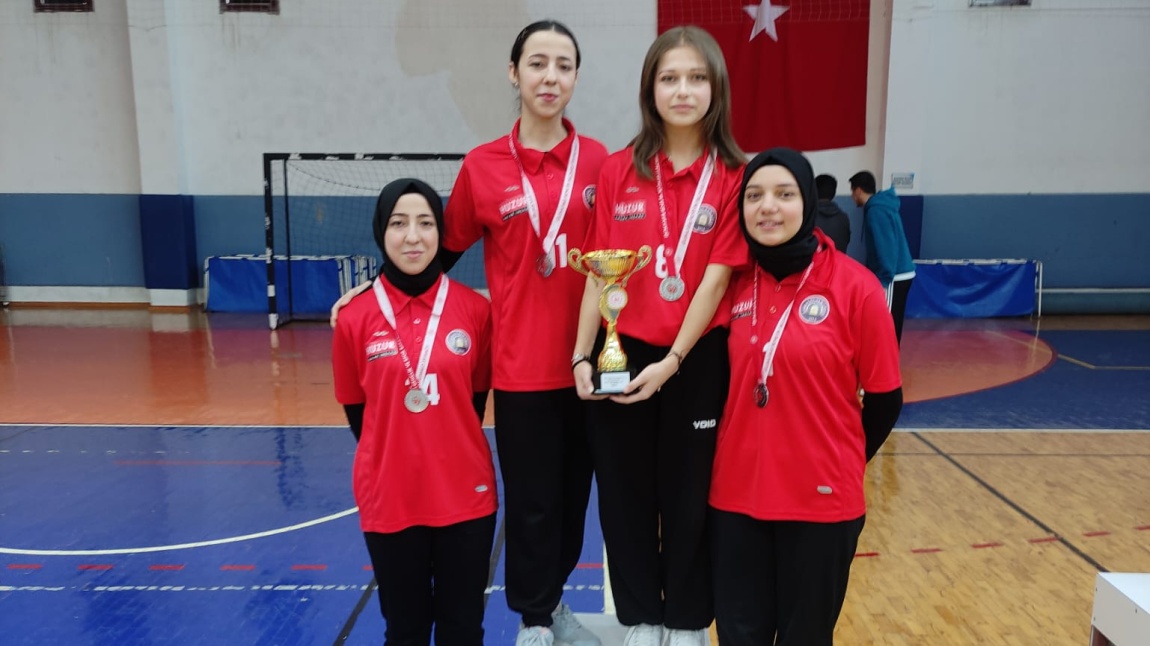 KFL KIZ MASA TENİSİ TAKIMI, KONYA 2' NCİSİ OLDU