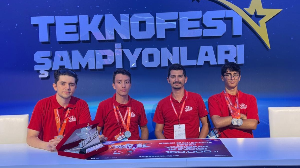 Karatay Fen Lisesi Teknofest 2025 Başarısı-İstanbul Ödül Töreni
